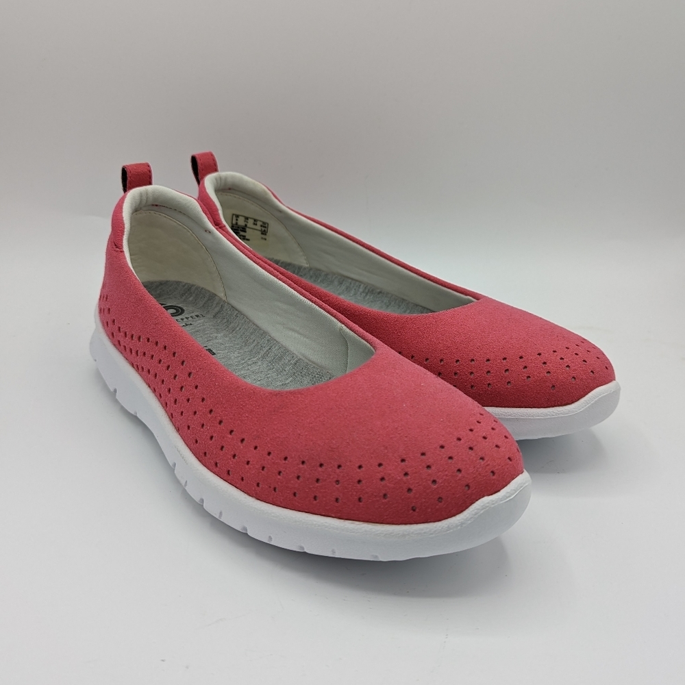 NEW Womens Cloudsteppers By Clarks Slip-On Pink Loafers Slip-On Shoes Size 7.5